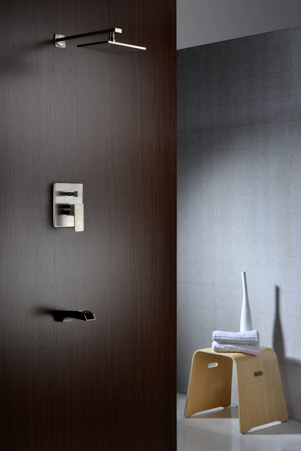 Shower Head, Mezzo Handle Mounted Showerhead